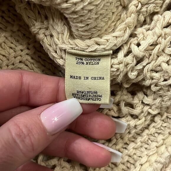 Gimmicks by BKE Fringe Sweater - Picture 4 of 6